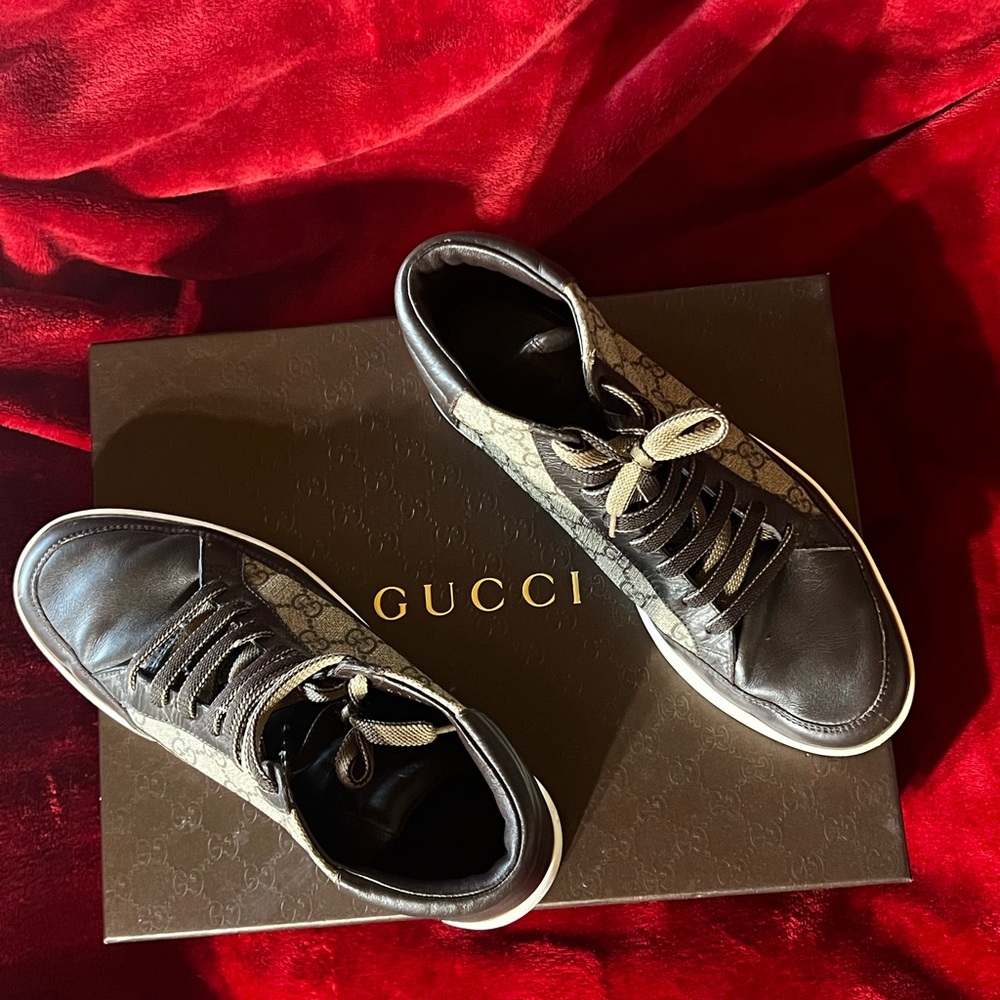 Gucci Black and Brown Monogram High-Tops - Picture 4 of 4